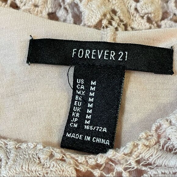 Forever 21 solid Pink Lace Tank Top Size M Feminine, Flowy floral asymmetrical ￼ - Picture 4 of 9